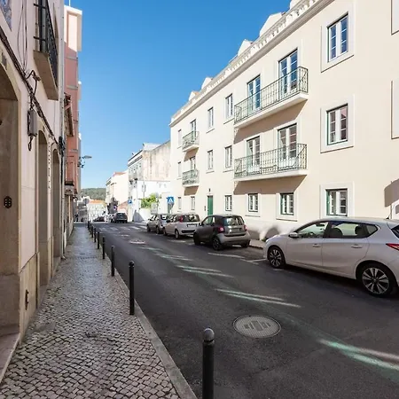 Appartamento Local Life Ourique, 2 Bdr With Ac